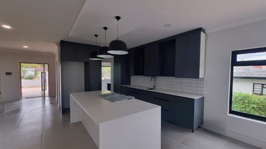 4 Bedroom Property for Sale in Somerset West Western Cape